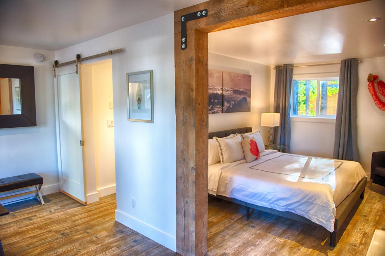 The Francis Boutique Inn Юклулет Экстерьер фото